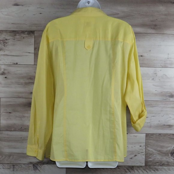 Chico's* Women's Long Tab Sleeve Button Down Curved Hem Shirt~ Size 3 - Picture 2 of 9